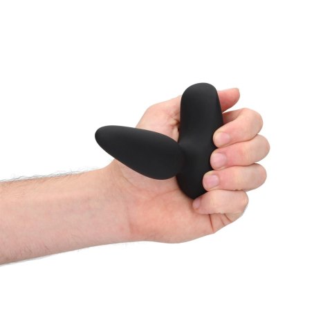 Smooth Vibrating Anal Plug with Remote Control Smooth Vibrating Anal Plug with Remote Control
